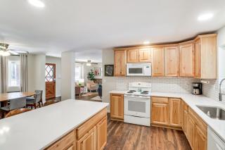 Spacious Decks Family Pinetop Country Club Home - Pinetop - 4