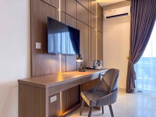 NA Conference Centre And Suite - Karsana - 8