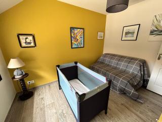 Holiday Home in Normandy near Sandy Beach - Saint Martin de Brehal - 3