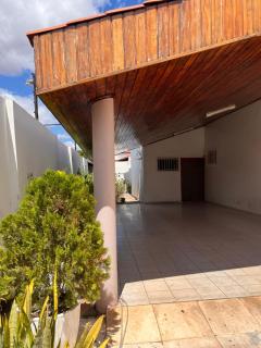 Ampla Casa Duplex com 4 suítes - 6