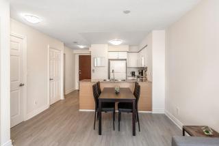 Stylish 2BR with Great View! Steps from Square One - 2