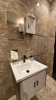 شقة عصريه مريحه دخول ذاتي - Riad - 2