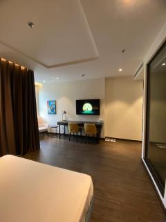 Căn hộ khách sạn Hạ Long Premier Sapphire - Ha Long - 1