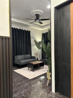 SIXTYSIXLUXE 3Br 2B - Penampang - 8