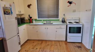 SYLV103 - THE ORIGINAL BEACH BACH - Whangamata - 2