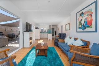 THES207A - The Square Hideaway - Whangamata - 5