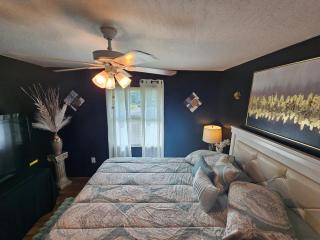 Boho Breeze Stay - Palm Bay - 5