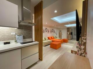 Supreme Luxury 2BR Condo - Azure Urban Resort Residences near Manila Airport - Manila - 3