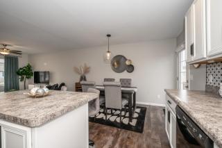The Gem Vacation Rental - Walton - 2