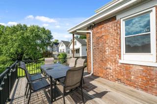 Ludlow Lodge with City Views - - 1