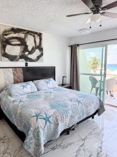 Brisas Shores Ocean View Terrace Apartments, beach and pool, Cancun hotel zone - Cancún - 6