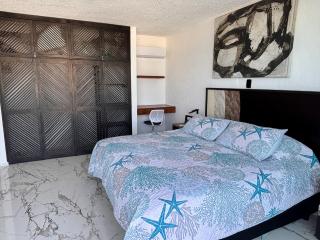 Brisas Shores Ocean View Terrace Apartments, beach and pool, Cancun hotel zone - Cancún - 2