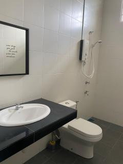 Alamanda Homestay Kuching by Mimpi B&B - Kuching - 9