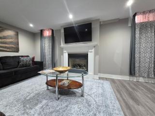 Two bedroom basement apartment - Whitby - 0