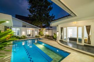 LaLeBay Villa Seminyak - Seminyak - 7