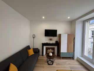 Cozy Urban Nest Near Le Mans - 6
