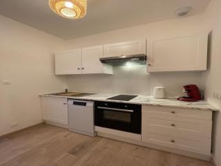 3-Bedroom Apartment with Premium Amenities - Noyen-sur-Sarthe - 9
