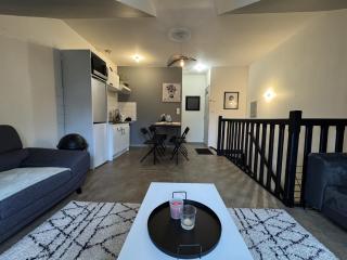 Quiet Apartment with Concierge Perks - Yvré-lʼÉvêque - 7