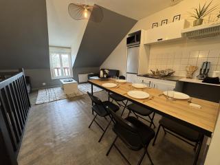 Quiet Apartment with Concierge Perks - Yvré-lʼÉvêque - 5