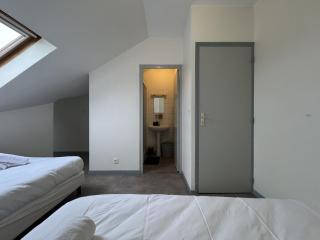 Quiet Apartment with Concierge Perks - Yvré-lʼÉvêque - 1