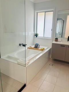 Huntlee Haven Luxe - - 6