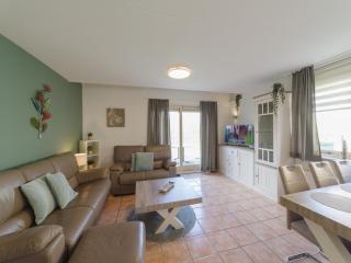 Sunny Garden Stay near Sea - Wemeldinge - 2