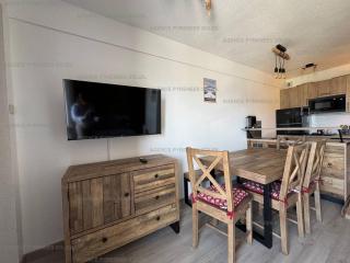 Location cosy avec Wi-Fi et parking couvert aux Angles - FR-1-295-208 - 0