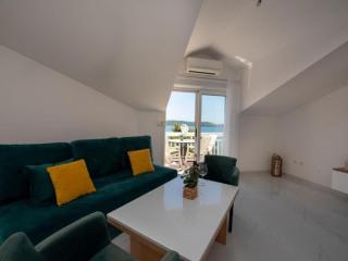 Villa Tomi - Double Room With Sea View 3 - Trogir - 0