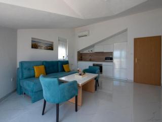 Villa Tomi - Studio With Sea View 2 - Trogir - 7