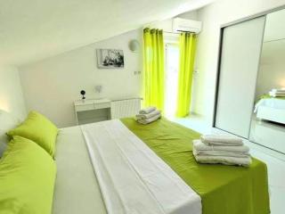 Villa Tomi- Classic Double Room With Sea View 9 - Trogir - 6