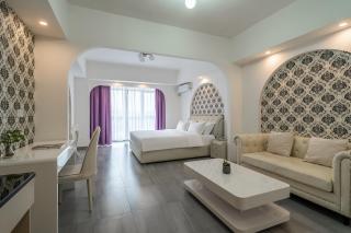 On the Road Boutique Hotel - - 0