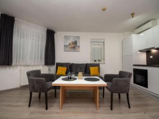 Villa Tomi - Classic One Bedroom Apartment With Sea View 7 - Trogir - 6