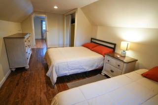 5•Star Fave CapeCodStyle Gem with Bedroom on Main - New Britain - 6
