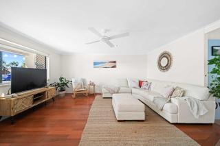 Wurtulla Happy Hideway - Pool & Pet Friendly - Kawana Waters - 0