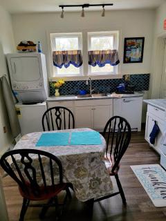 KNR Beauty Living Quarters, LLC - Carlisle - 8