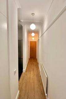 Ground floor Flat at Finchley Road - 5