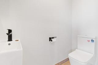 Fantastic Favona Style and Luxury 3 BR and 2 Bath - Auckland - 7