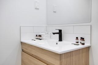 Fantastic Favona Style and Luxury 3 BR and 2 Bath - Auckland - 6