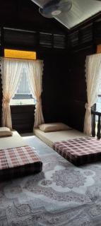Rumah Kayu Masjid Zahir - Alor Setar - 6