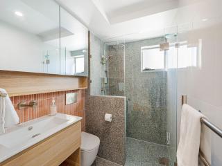 Pinnacles unit 23 Caloundra QLD - Caloundra - 2
