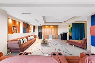 Luxury 6beds Waterfront Retreat - Sidney - 1
