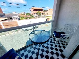 Kitnet Aconchegante com Varanda e Cozinha - Cabo Frío - 0