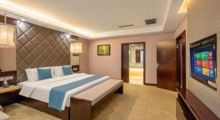 Aksu Pudong Holiday Hotel - Aksu - 1