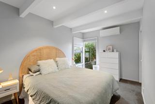 Townhouse In The City With Parking and Courtyard - Christchurch - 9