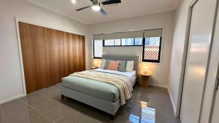 Sienna Rise - Walk to Westfield sleeps 6 North Lakes - 9