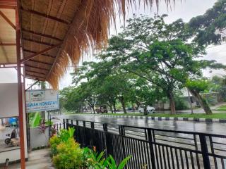 AL KISWAH Homestay - Ongge - 0