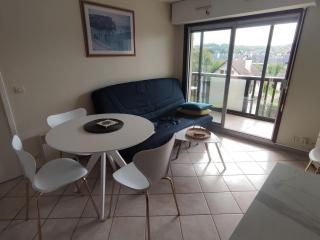 Charmant appartement 2 pièces avec loggia et parking à deux pas de la plage - FR-1-712-93 - 9