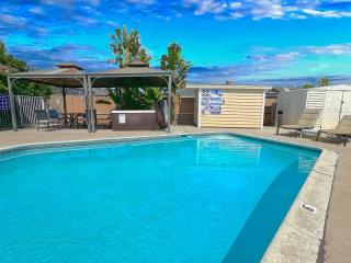 Orchard Villa Disneyland 5 Bedroom Pool Home Spa - Anaheim - 0