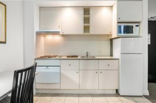 Central Melbourne Apartment with City Charm - Melbourne - 9