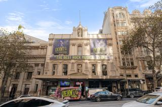 1-Bed Stay in Melbourne s Heart - Melbourne - 2